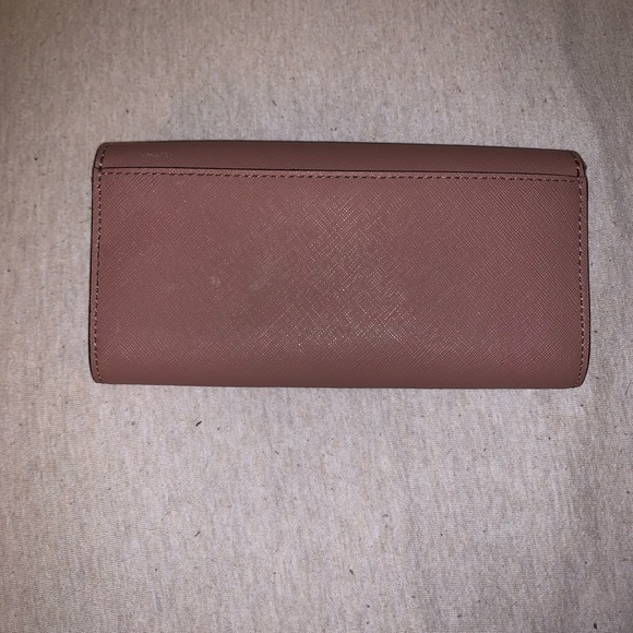 Michael Kors Wallet in Dusty Rose - Picture 5 of 7